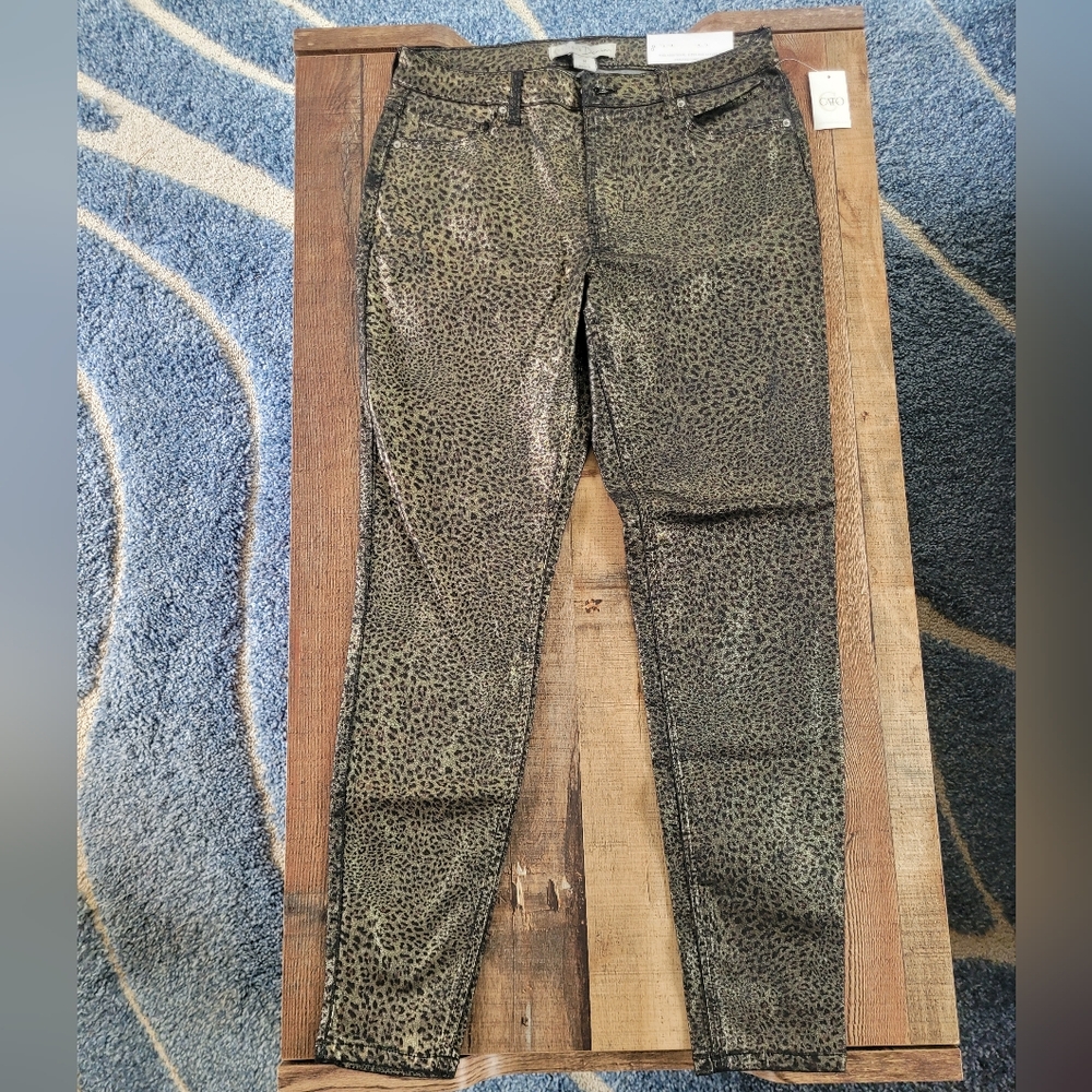 NWT Cato Shiny Leopard Print Skinny Jeans, Women's Size 8